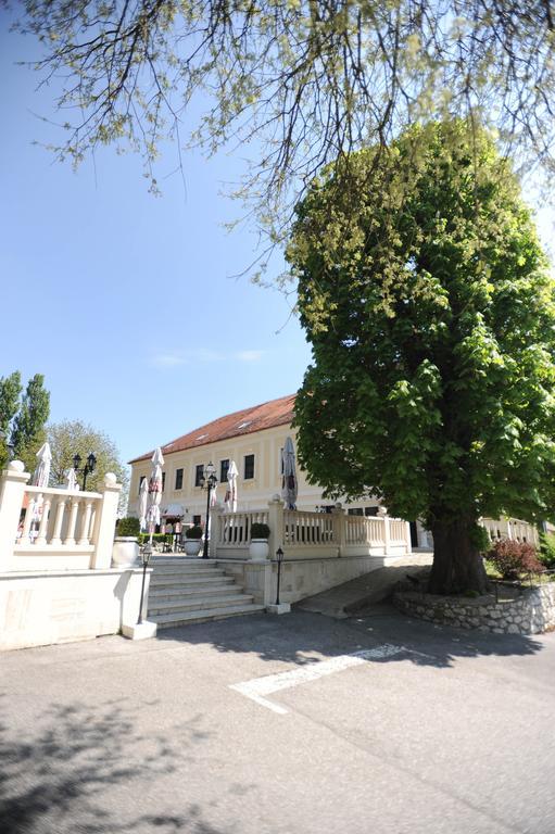 Hotel Castle Gjalski Zabok Exterior photo